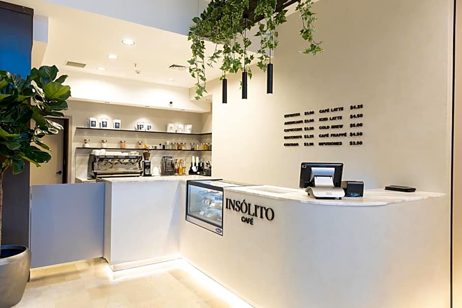 Victoria Hotel and Suites Panama