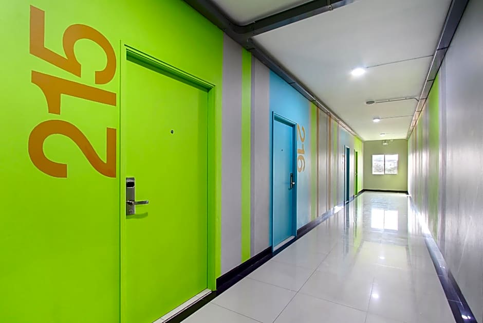 Fullroom 77 Srinakarin