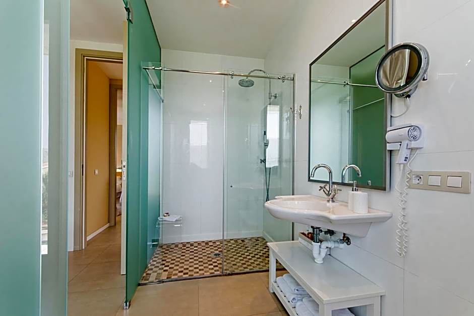 Villa Barcares Gran for 10, pool, gym and close to beach