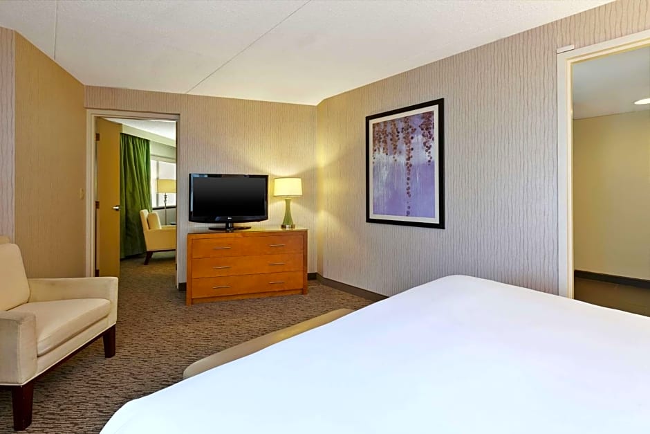 Embassy Suites by Hilton Auburn Hills