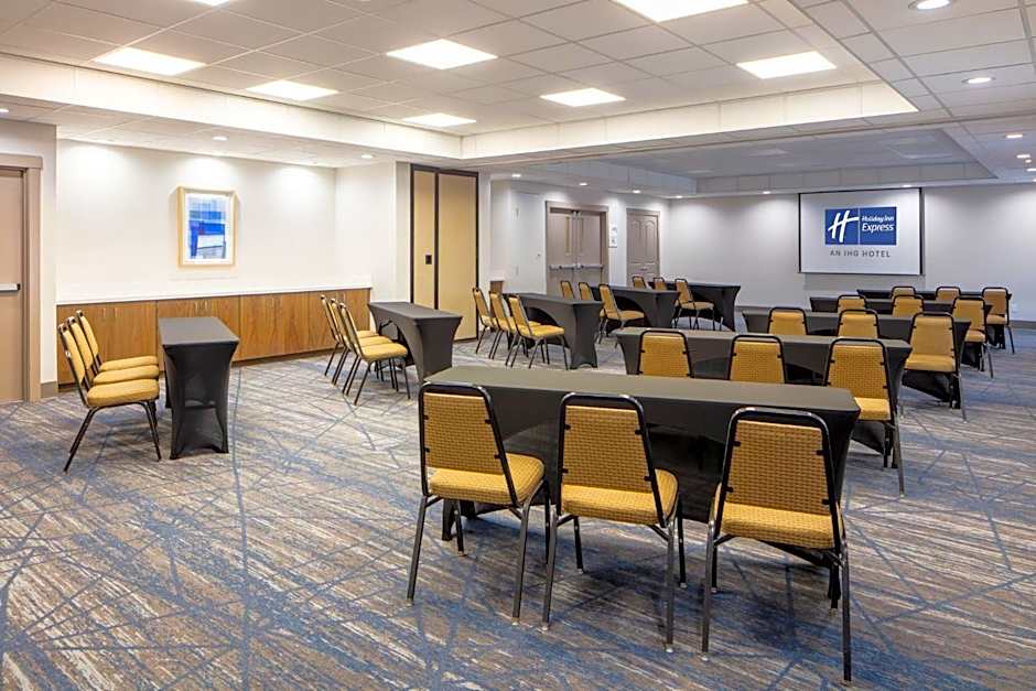 Holiday Inn Express Turlock By IHG