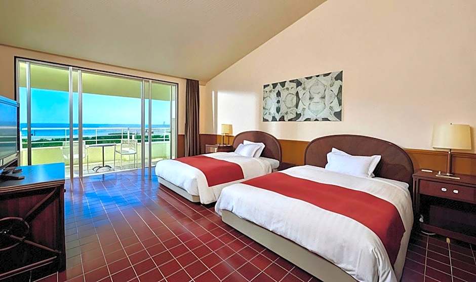 THE NEST ISHIGAKI