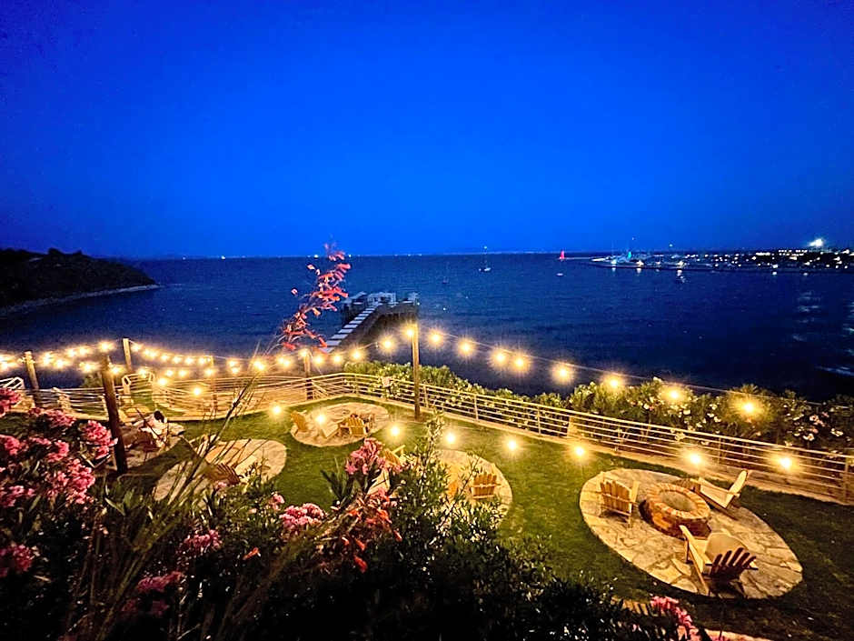 LAUR HOTELS Experience & Elegance