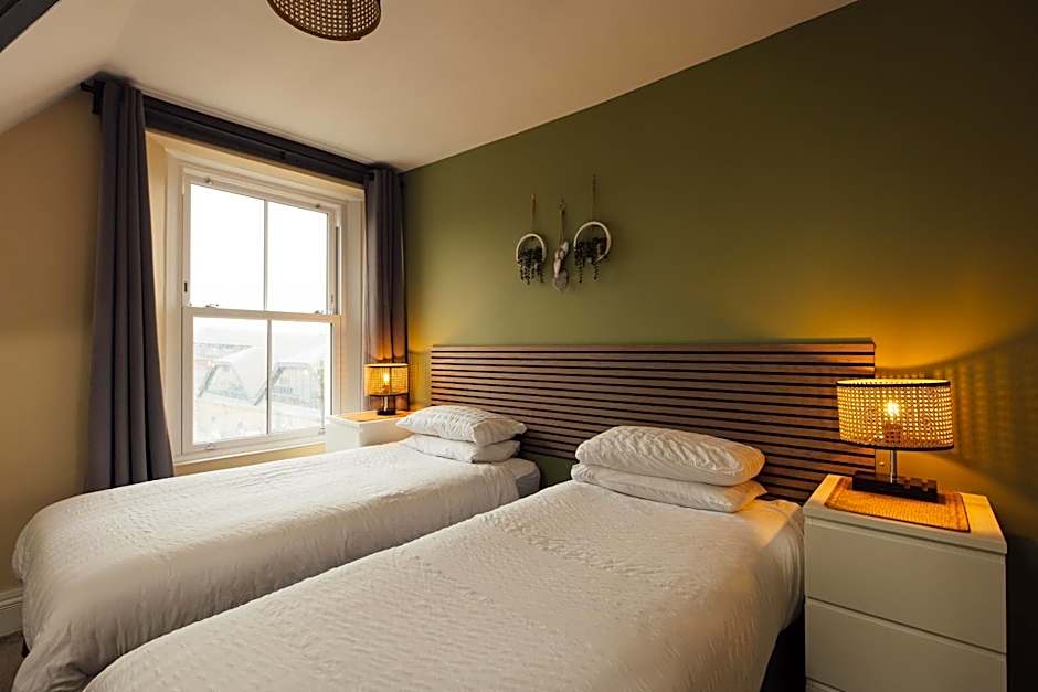 The Dolphin Hotel & Restaurant