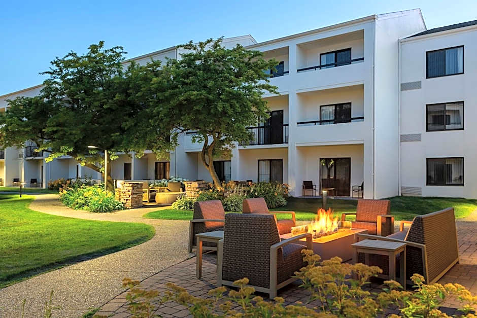 Courtyard by Marriott Minneapolis-St. Paul Airport