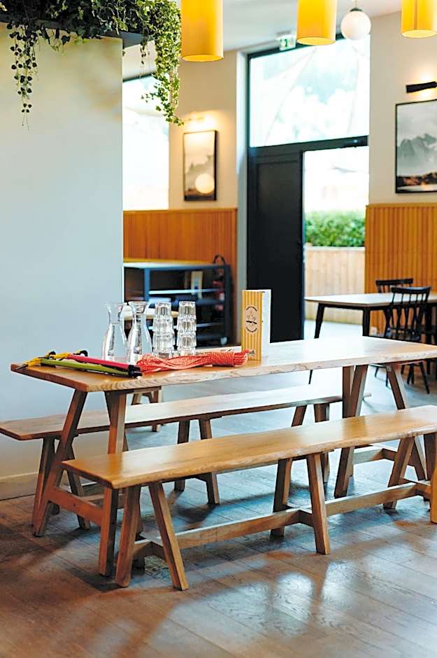 PlanB Hotel - Living Chamonix