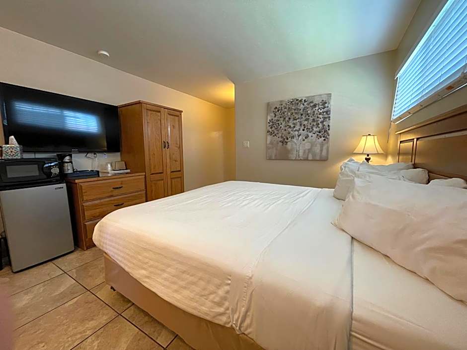 Arizona Sunset Inn & Suites