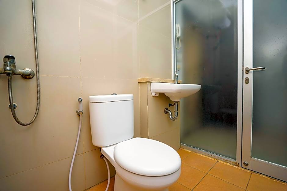 OYO 2695 D'es Guest House