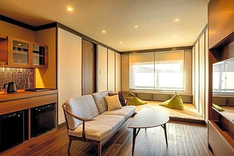 402-KURAIYAMA-Executive