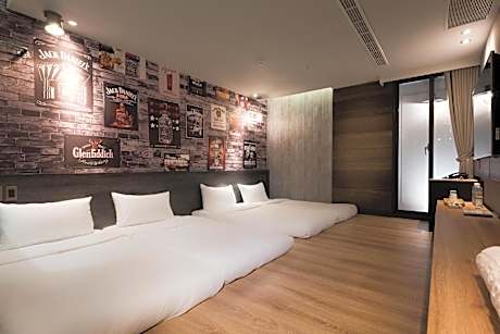 Standard Family Room