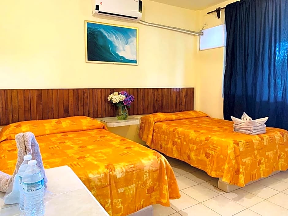 Hotel Sociedad y Maristas