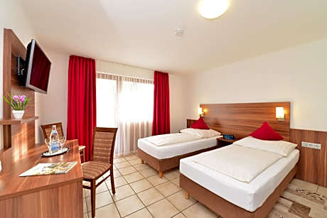 Double or Twin Room with Balcony
