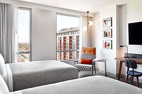 Queen Room with Two Queen Beds - Hearing Access