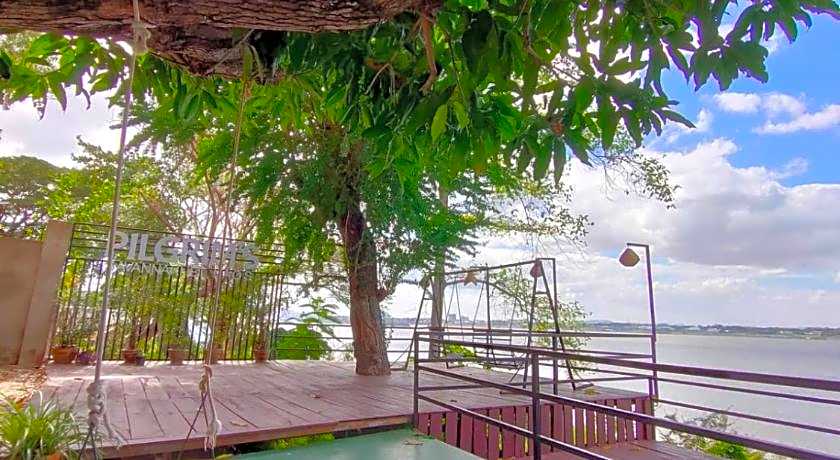 Pilgrims Kitchen & Inn