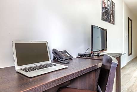 Comfort Studio (2 Adults)