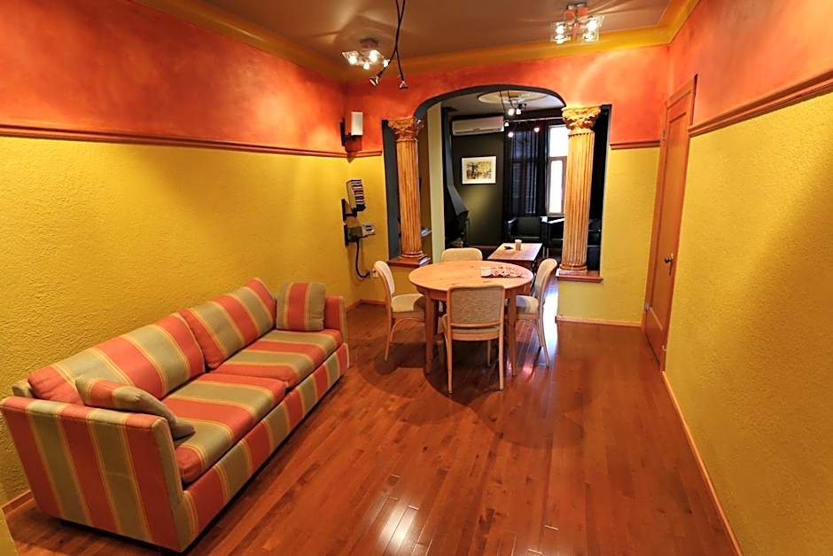 A La Carte Bed & Breakfast