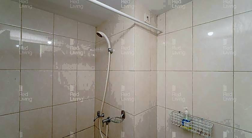 RedLiving Apartemen Springlake Summarecon - Kamarku Tower Azolla