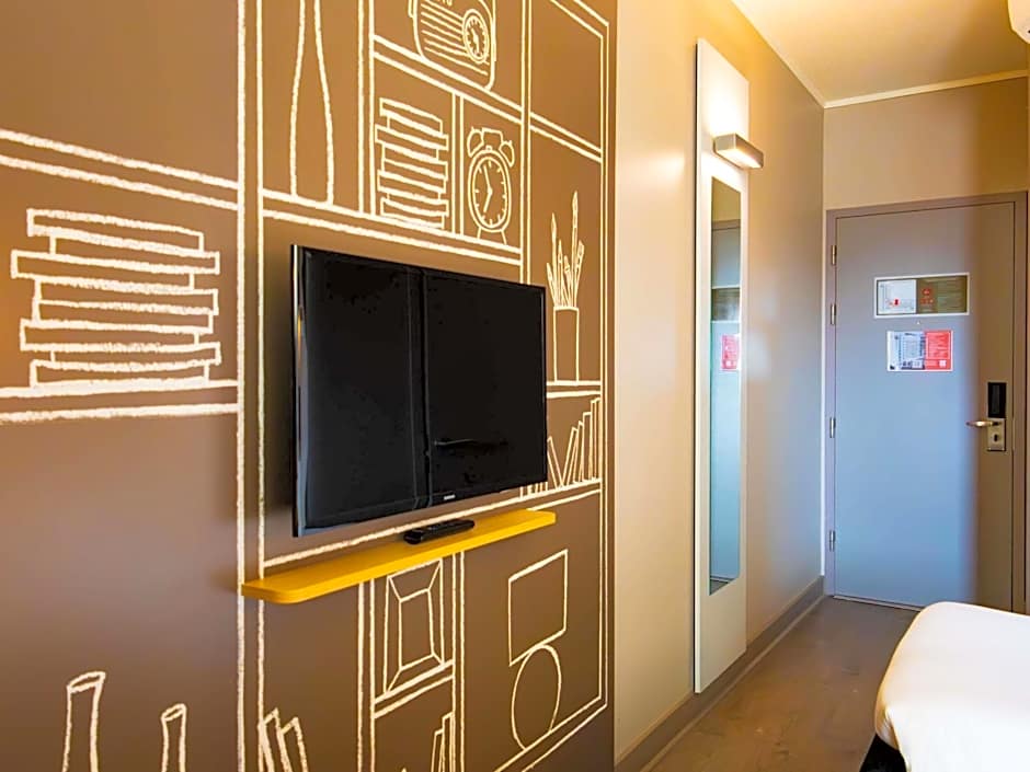 Ibis Iquique