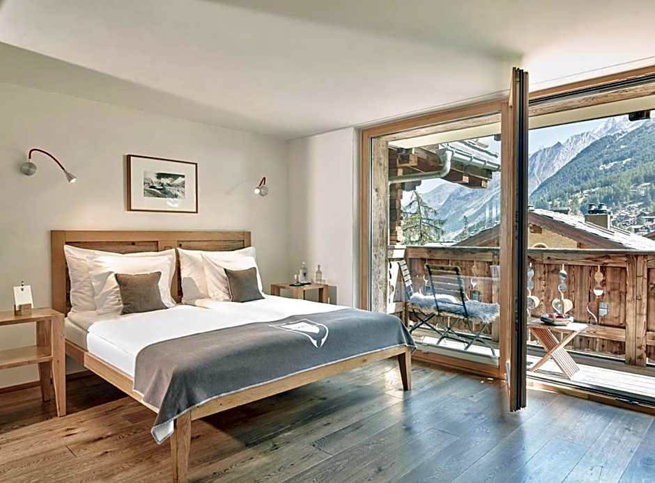 Firefly Luxury Suites