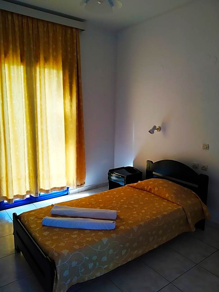 Royal Club Hotel - Aqua Poolside Bliss