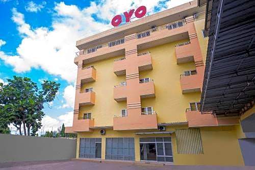 OYO 2695 D'es Guest House