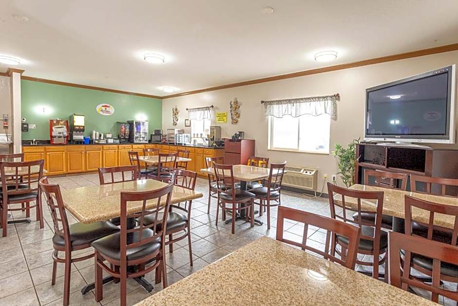 Super 8 by Wyndham Big Rapids