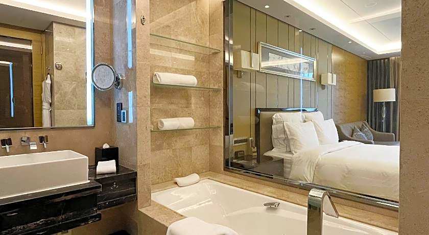 Pullman Wuxi New Lake Hotel