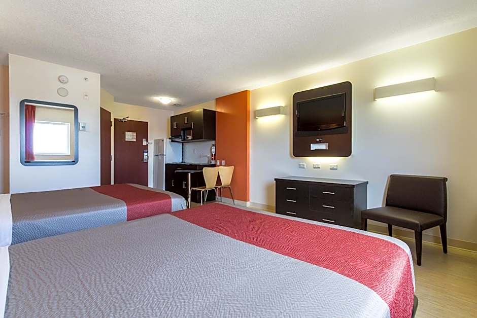 Motel 6 Kingston Ontario
