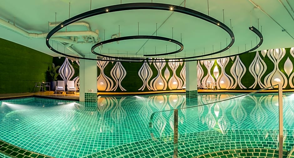 Anajak Bangkok Hotel