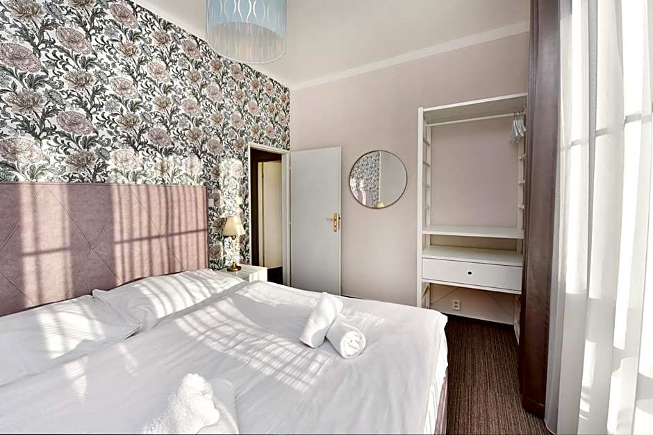 APLEND Hotel Lujza Major
