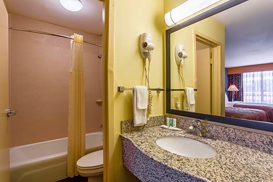 Quality Inn & Suites Baton Rouge West - Port Allen