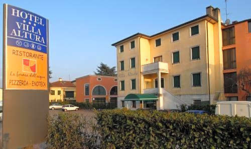 Hotel Villa Altura