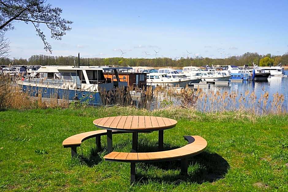 slube an der Marina Zehdenick