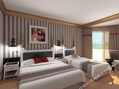 Mary Palace Resort & Spa