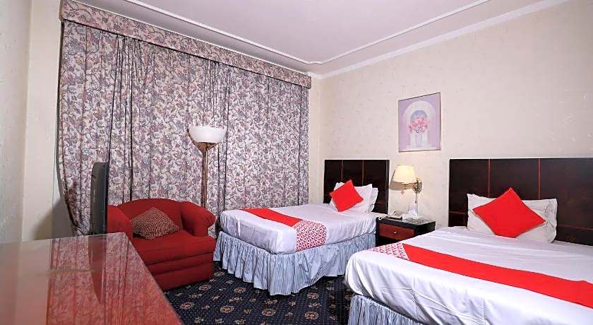 OYO 112 Semiramis Hotel