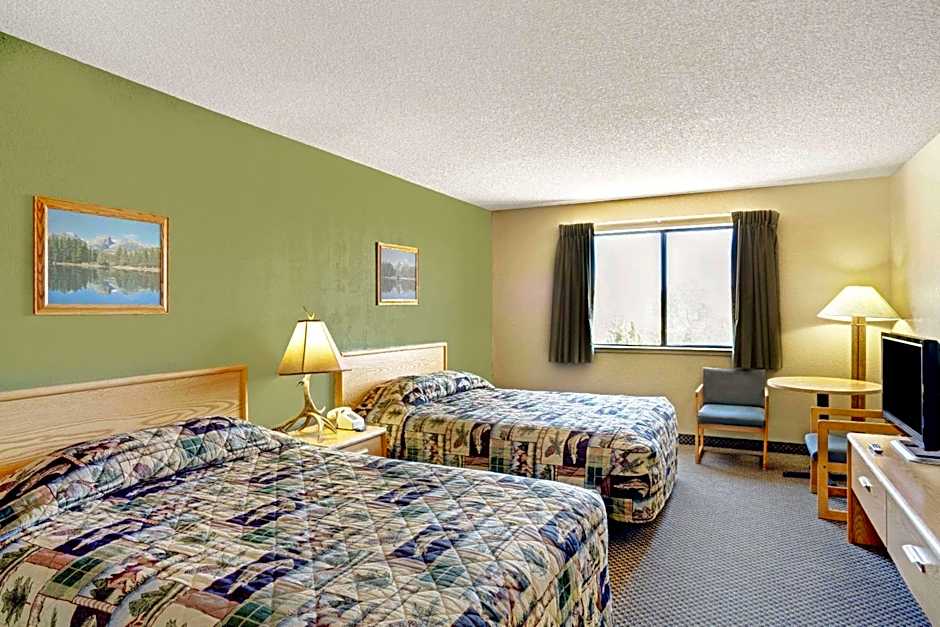 Topaz Lodge