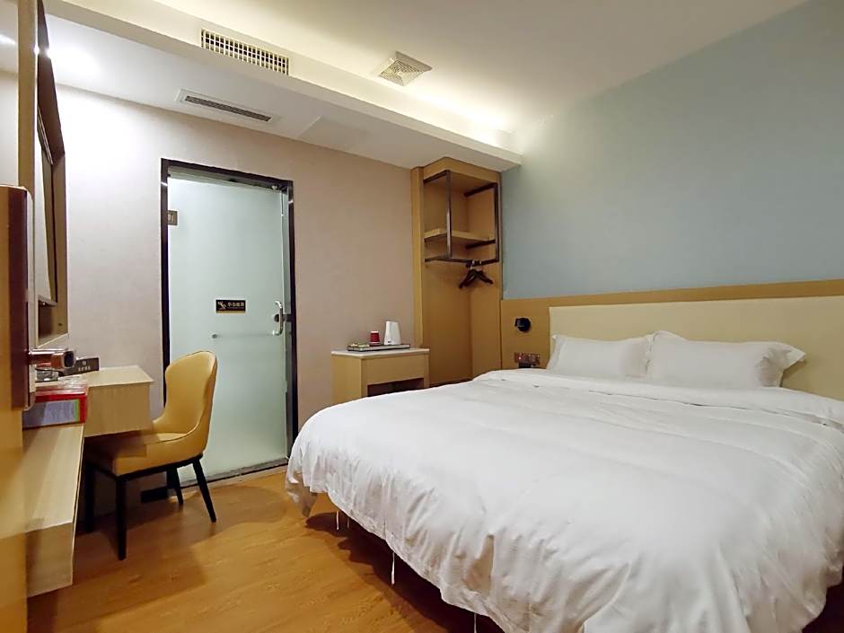 Guangzhou Longjin Hotel (Ximenkou Subway Station, Shangxiajiu Pedestrian Street)