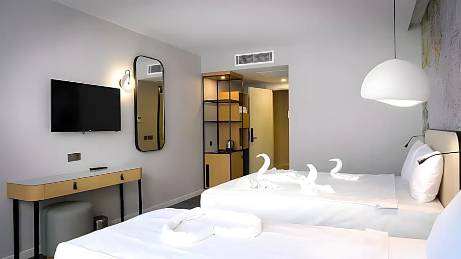 Beris Lara Hotel – Muratpasa, NJ