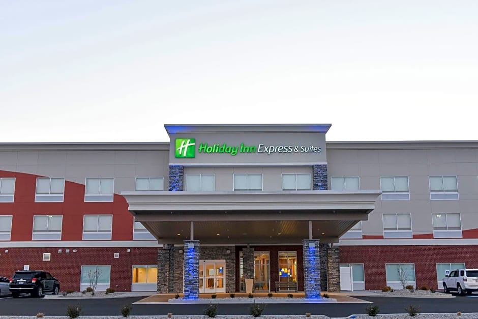 Holiday Inn Express & Suites - Madisonville