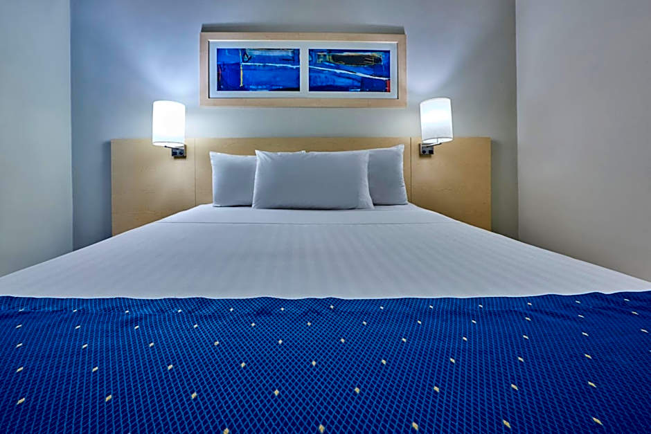 City Express by Marriott Manzanillo