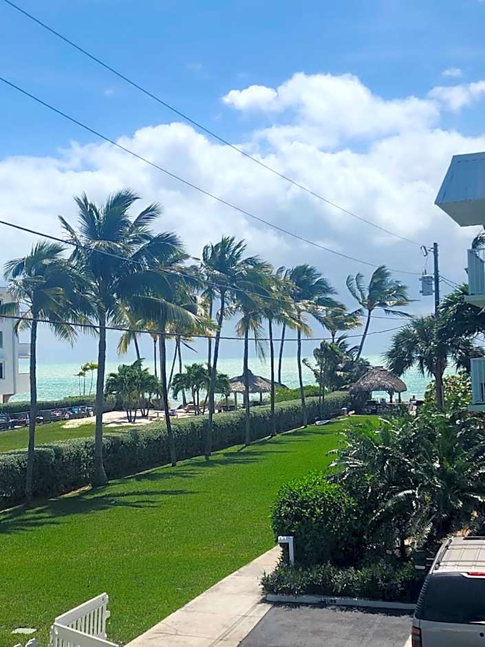 Paradise awaits you at Key Colony Beach