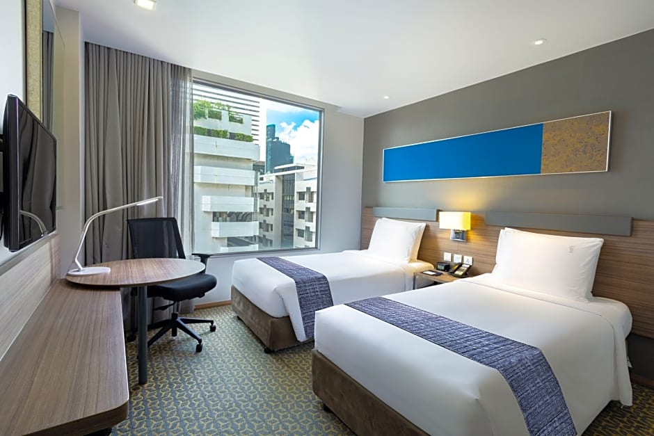 Holiday Inn Express Bangkok Sathorn Sha Plus Rates From Thb1 636