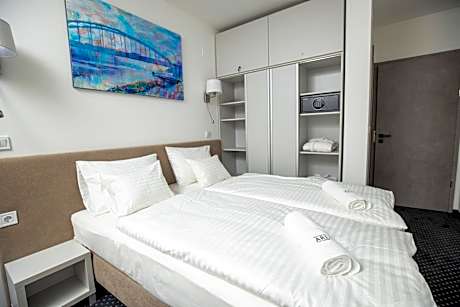 Double Room with Patio