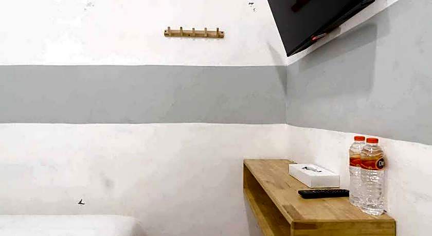 RedDoorz @ Jotel Guest House Medan