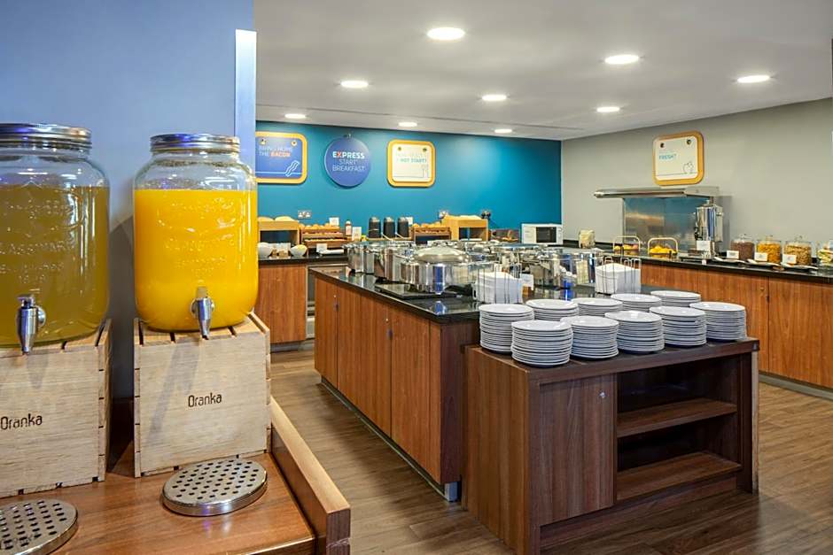 Holiday Inn Express Birmingham-Snow Hill By IHG