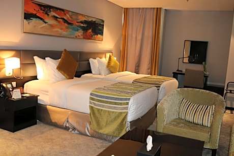 Junior Twin Suite - Non-Smoking