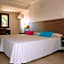 Hotel Avenida Plaza