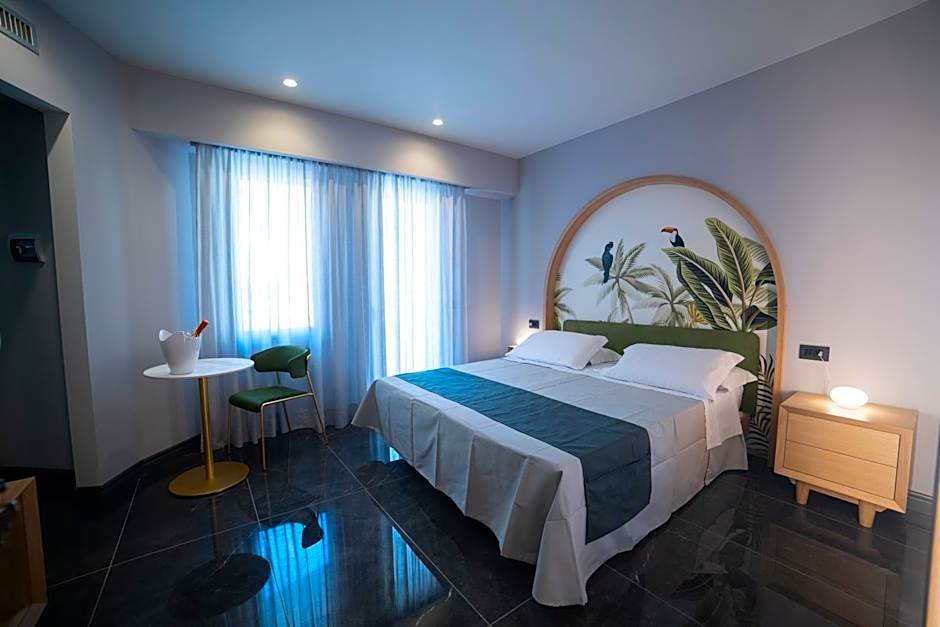 Ingrid Rooms Tropea