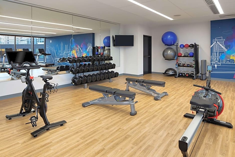 Hyatt Place Boston/Seaport District