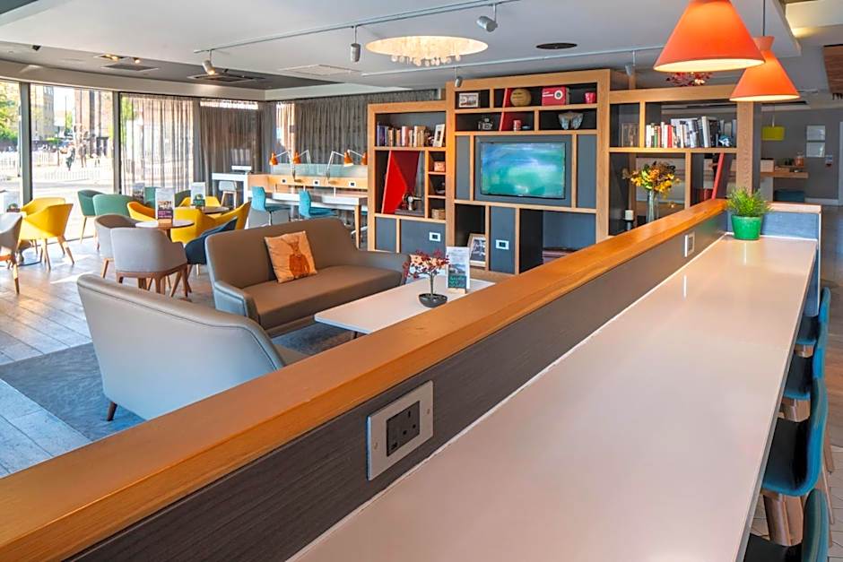 Holiday Inn London Brentford Lock By IHG